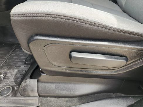 Used 2021 RAM 1500 Big Horn AWD/4WD image 25