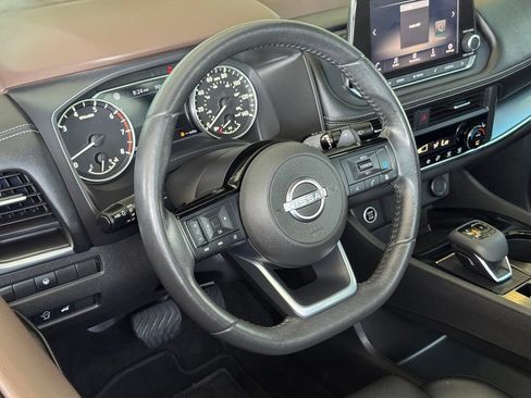 Used 2023 Nissan Rogue SV w/ SV Premium B Package FWD image 21