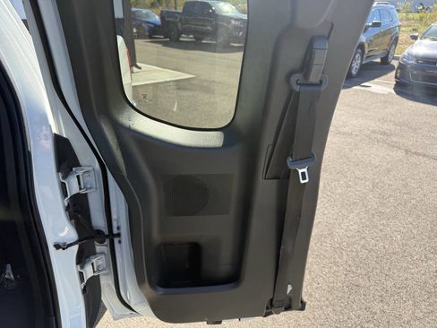 Used 2019 Nissan Frontier SV image 21