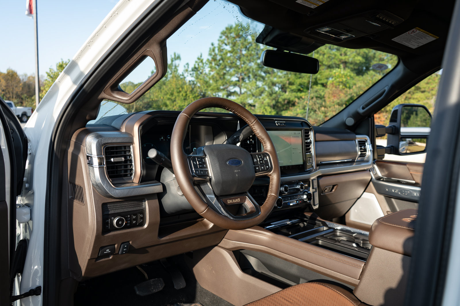 Used 2025 Ford F350 King Ranch w/ Tremor Off-Road Package AWD/4WD image 27