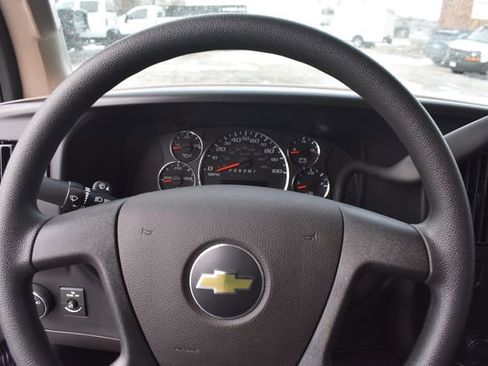 New 2025 Chevrolet Express 2500 Extended image 22