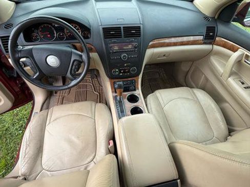 Used 2008 Saturn Outlook XR w/ Premium Trim Package image 14