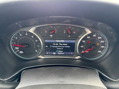 Used 2024 Chevrolet Equinox RS w/ RS Leather Package image 21