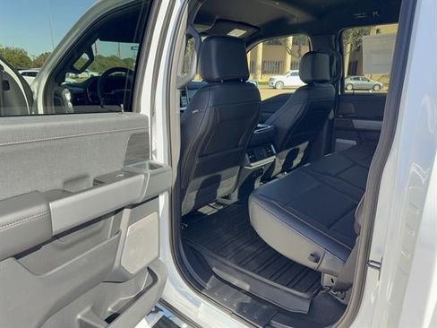 New 2025 Ford F150 Lariat w/ Equipment Group 501A Mid image 9