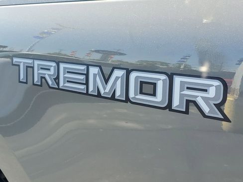 New 2026 Ford F250 XLT w/ XLT Premium Package AWD/4WD image 36