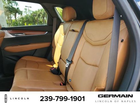 Used 2025 Cadillac XT5 Premium Luxury image 20