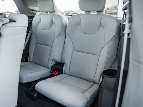 New 2026 Volvo XC90 B6 Ultra w/ Protection Package Premier image 31