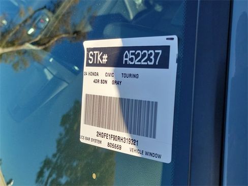 Used 2024 Honda Civic Touring image 31