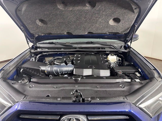 Certified 2023 Toyota 4Runner Limited AWD/4WD image 31