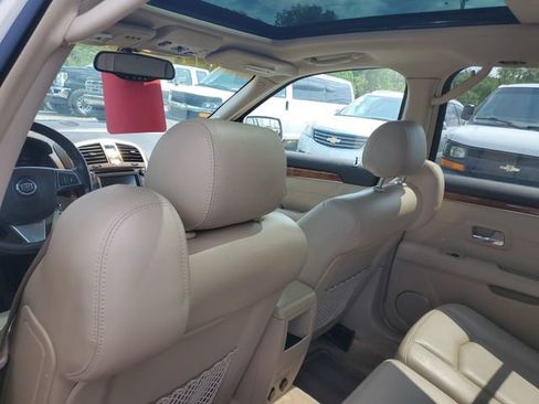 Used 2008 Cadillac SRX w/ Utility Package RWD image 9