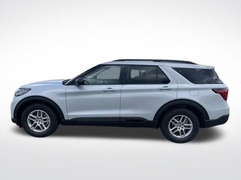 New 2026 Ford Explorer Active image 4