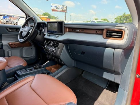 Used 2023 Ford Maverick Lariat w/ Lariat Luxury Package FWD image 21