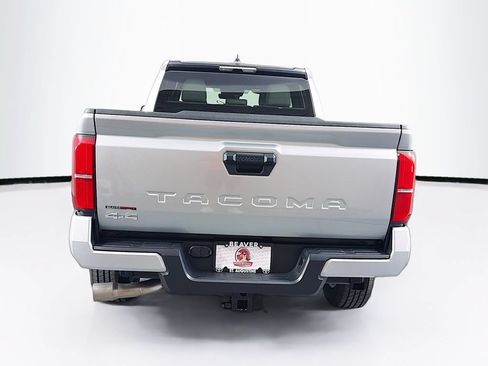 Used 2026 Toyota Tacoma SR5 AWD/4WD image 8