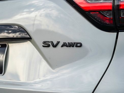 Used 2024 Nissan Murano SV w/ SV Midnight Edition Package image 12