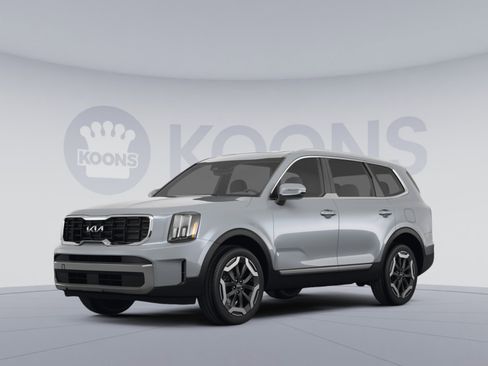 Used 2023 Kia Telluride S w/ S Sunroof Package AWD/4WD image 1