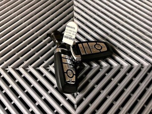 Used 2023 Lincoln Navigator Black Label image 9