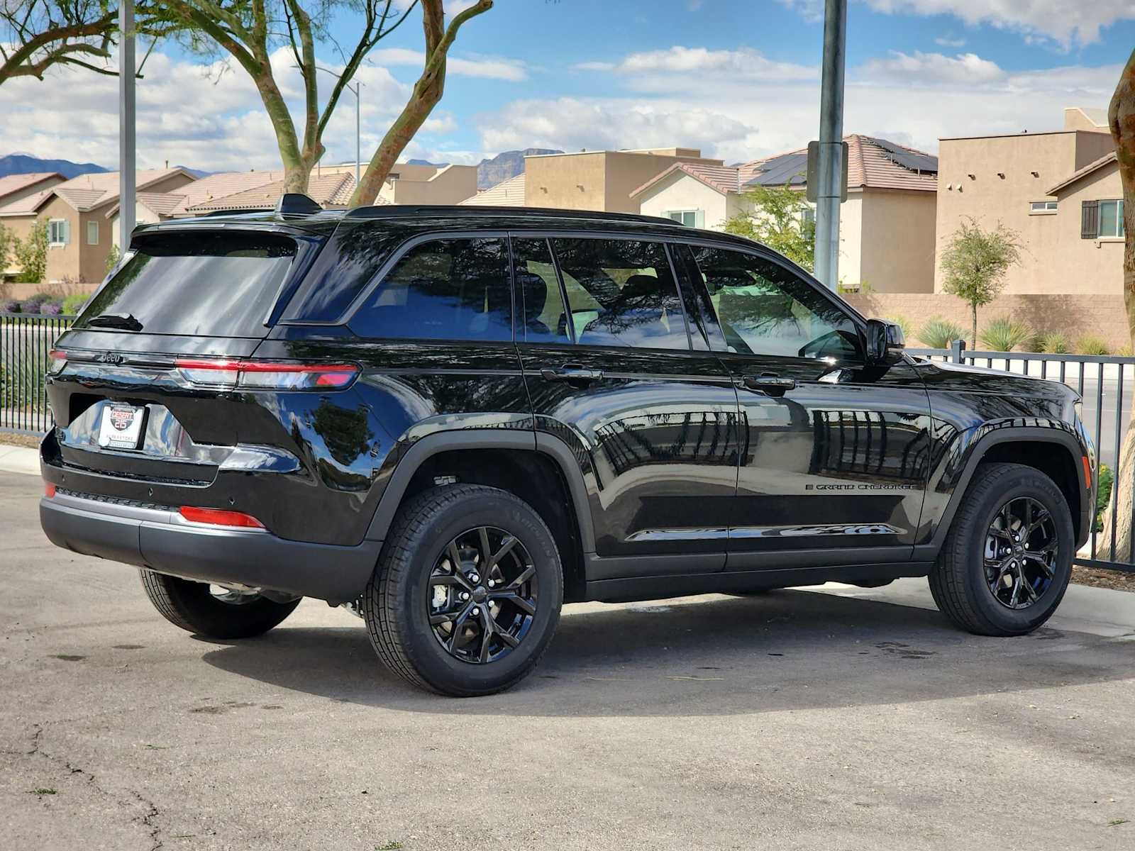 New 2026 Jeep Grand Cherokee Altitude AWD/4WD image 8