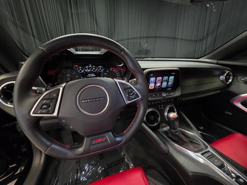 Used 2016 Chevrolet Camaro SS RWD image 22