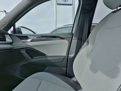 New 2026 Volkswagen Tiguan SE R-Line FWD image 26