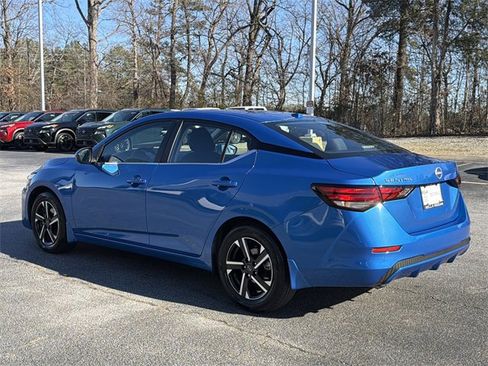 Certified 2025 Nissan Sentra SV image 21