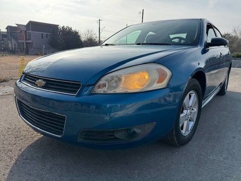 Used 2010 Chevrolet Impala LT FWD image 1