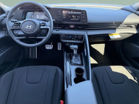 Used 2026 Hyundai Elantra Sport FWD image 6