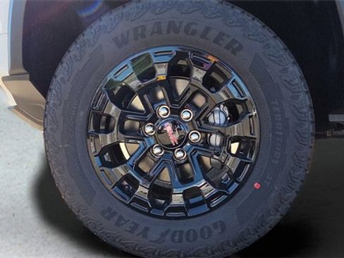 New 2026 GMC Canyon Elevation image 33