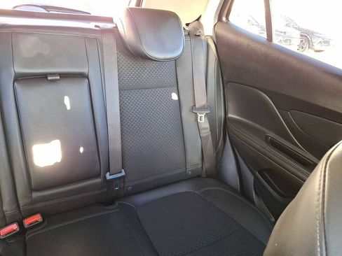 Used 2022 Buick Encore Preferred w/ Safety Package image 15