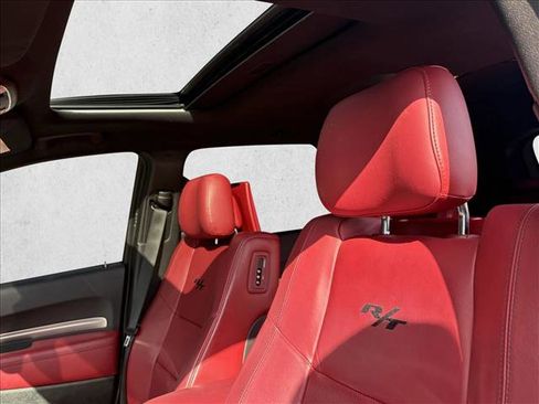 Used 2016 Dodge Durango R/T w/ Blacktop Package image 10
