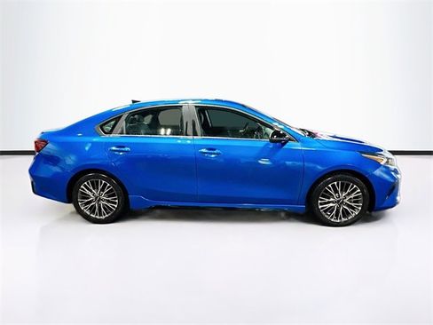 Used 2023 Kia Forte GT-Line w/ GT-Line Premium Package image 8