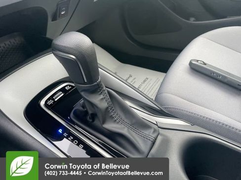 Used 2026 Toyota Corolla SE FWD image 14