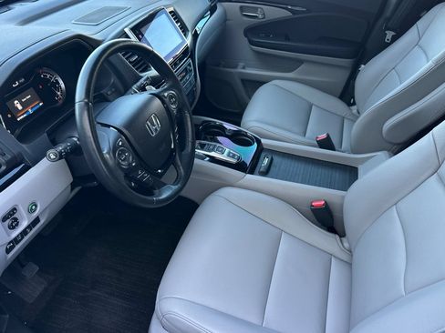 Used 2016 Honda Pilot Touring image 10