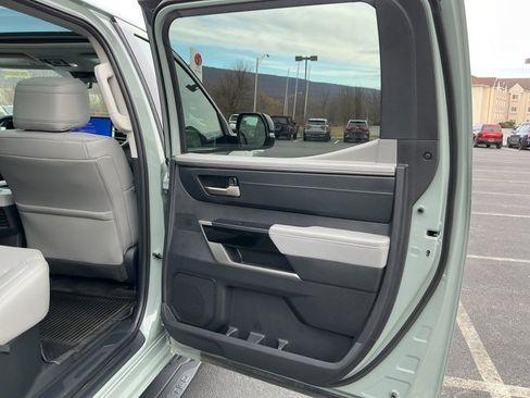 Used 2024 Toyota Tundra Limited image 26