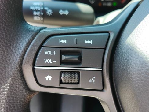 New 2026 Honda HR-V LX image 25