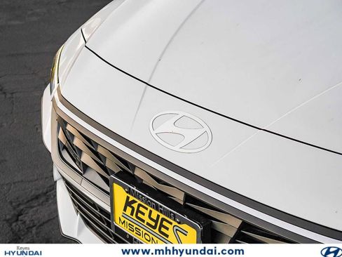 New 2026 Hyundai Elantra Sport FWD image 9