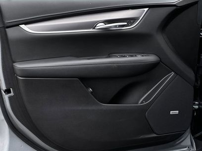 Certified 2023 Cadillac XT5 Luxury w/ LPO, Floor Liner Package