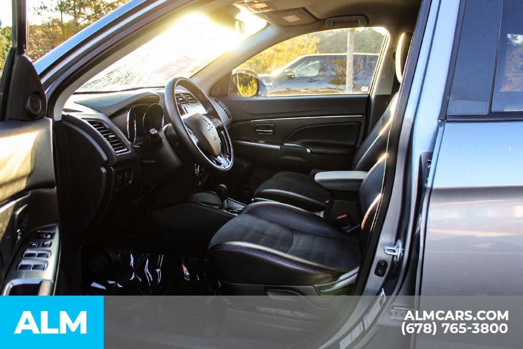 Used 2024 Mitsubishi Outlander Sport ES AWD/4WD image 14