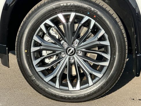 New 2026 Nissan Rogue Platinum w/ Tech Package AWD/4WD image 33