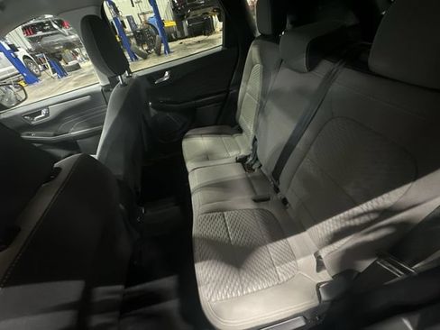 Used 2021 Ford Escape SE FWD image 31