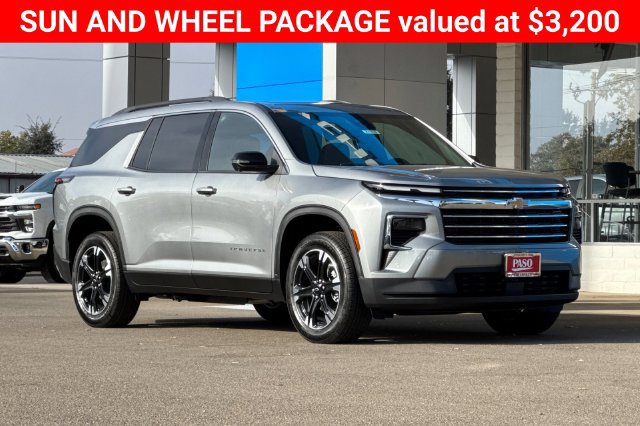 New 2027 Chevrolet Traverse LT w/ Sun and Wheel Package FWD image 2