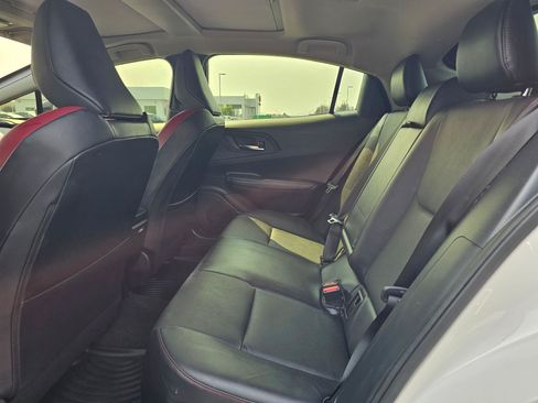 Used 2023 Toyota Prius Prime FWD image 17