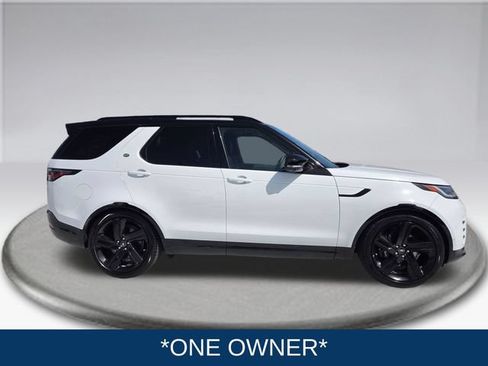 Used 2023 Land Rover Discovery Metropolitan Edition AWD/4WD image 3