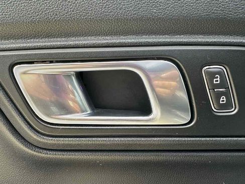 Used 2019 Ford Mustang Premium image 25