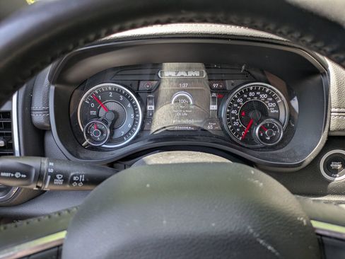 Used 2022 RAM 1500 Laramie w/ Sport Appearance Package image 17