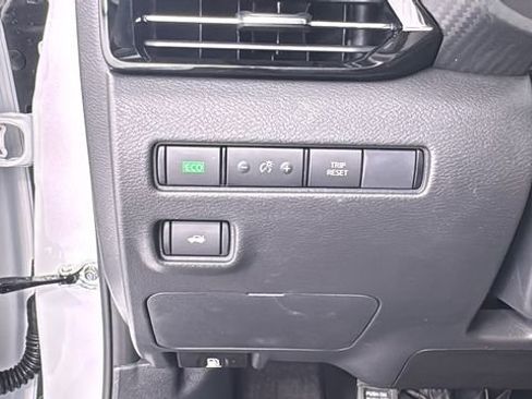 New 2025 Nissan Sentra SR w/ SR Premium Package image 30