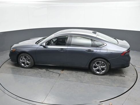 Used 2025 Honda Accord EX-L image 36