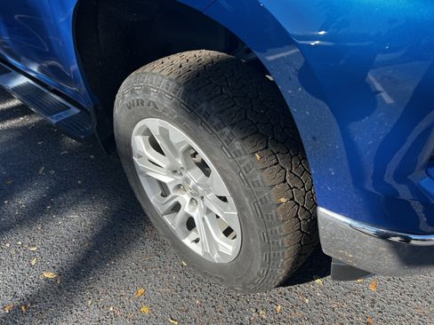 Used 2022 Chevrolet Silverado 1500 LTZ image 11