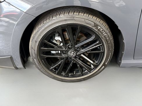 Used 2025 Toyota Camry SE w/ Convenience Package FWD image 38