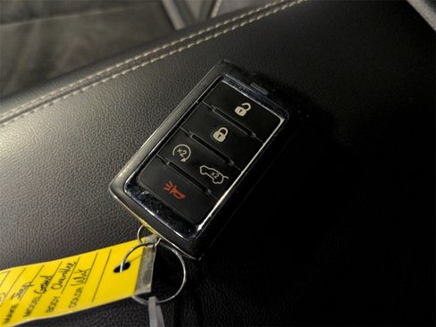 Used 2023 Jeep Grand Cherokee L Altitude image 32