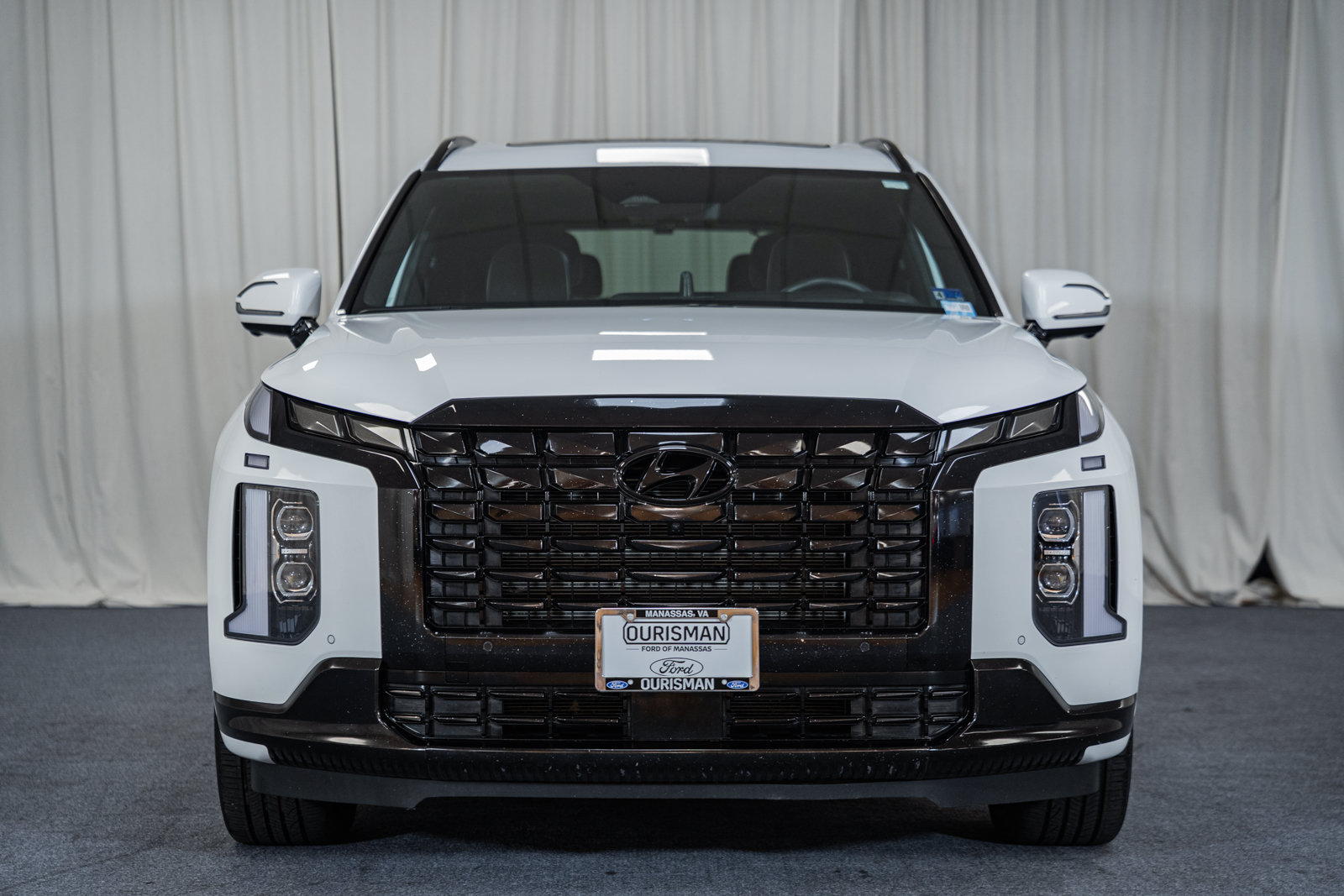 Used 2025 Hyundai Palisade Calligraphy AWD/4WD image 2